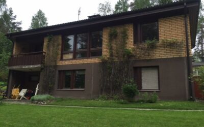 Huolellista työtä maalämpöjärjestelmän asennuksessa