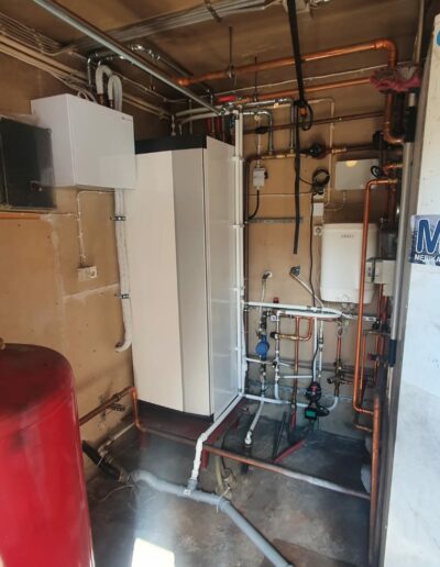 Ilmavesilämpöpumpun asennus, sisäyksikkö