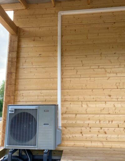 Ilmavesilämpöpumpun asennus, ulkoyksikkö